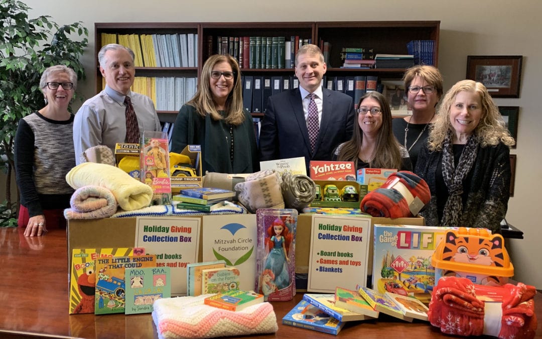 Shemtob Draganosky Taylor donates to Mitzvah Circle for 2019 Holidays